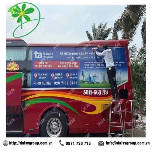 DÁN DECAL XE KHÁCH - BỆNH VIỆN TÂM ANH